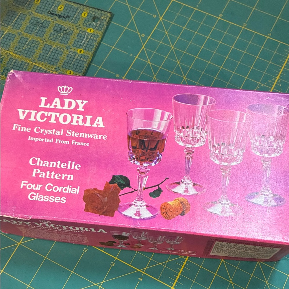 Lady Victoria Fine Crystal Stemware - Chantelle Pattern Cordial Glasses